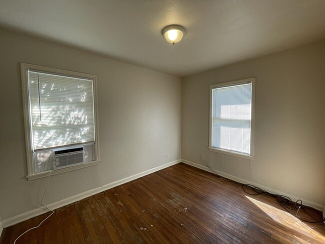 Building Photo - 1238 Dona Dr