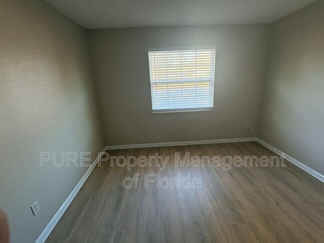 Building Photo - 2040 SE 40th Street Rd