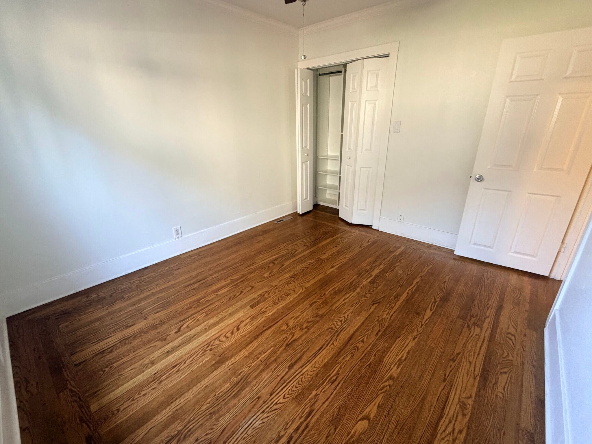 Building Photo - 5914 Marshall St