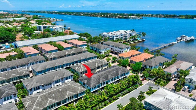 Building Photo - 622 Windward Cir S