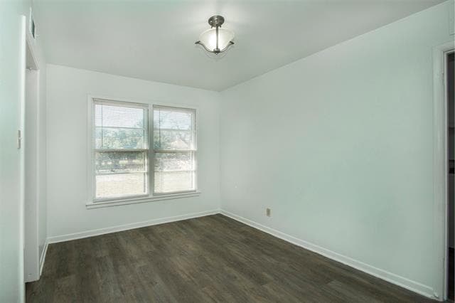 Building Photo - 1925 Hilltop Dr