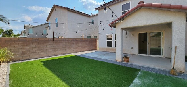 Building Photo - 11648 Vacanze Ct
