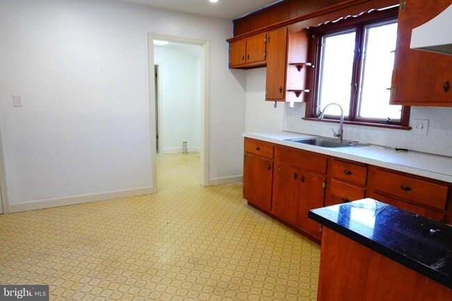 Building Photo - 25 Homestead Dr