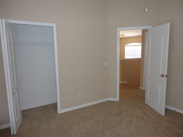 Building Photo - 18110 Birdwater Dr