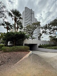 Building Photo - 4141 Bayshore Blvd