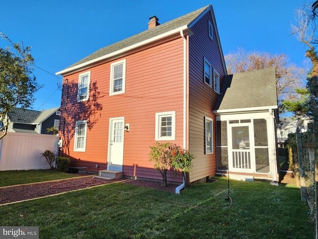 Building Photo - 114 N Pine St