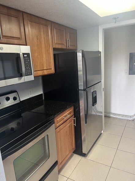 Updated appliances - 10263 Gandy Blvd N