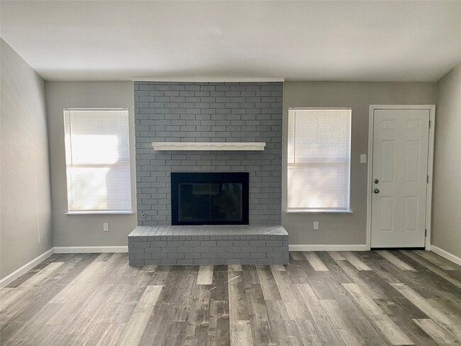 Building Photo - 5300 Jason Dr