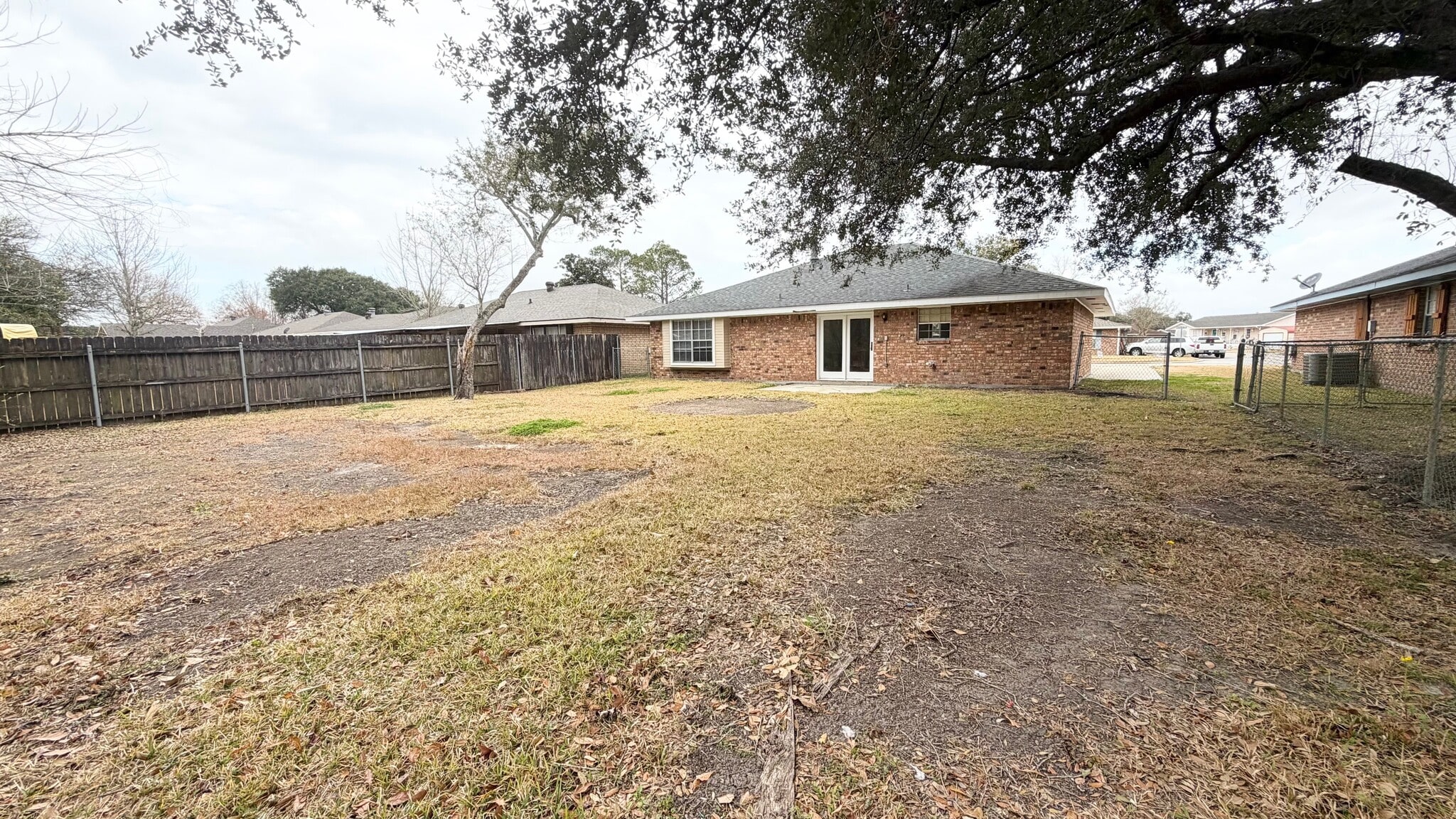 Building Photo - 610 Natalie Dr