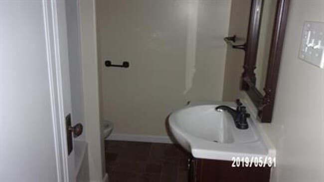Building Photo - 2810 Northland St