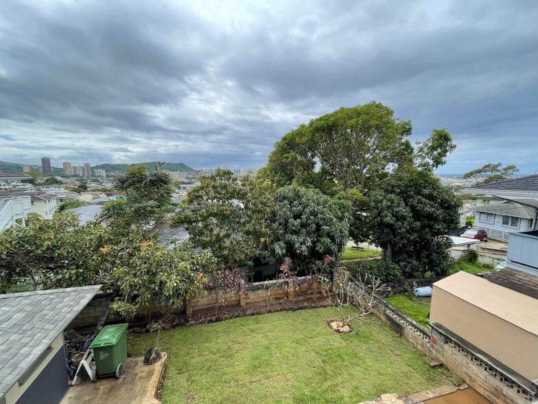 View from the second floor balcony area. - 951 Hala Dr