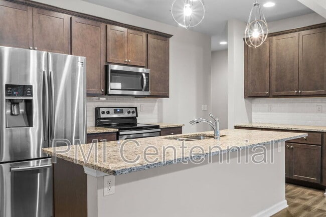 Building Photo - 537 Jefferson Chase St