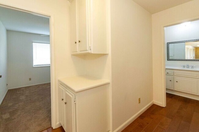 Building Photo - 29961 Camino Del Sol Dr