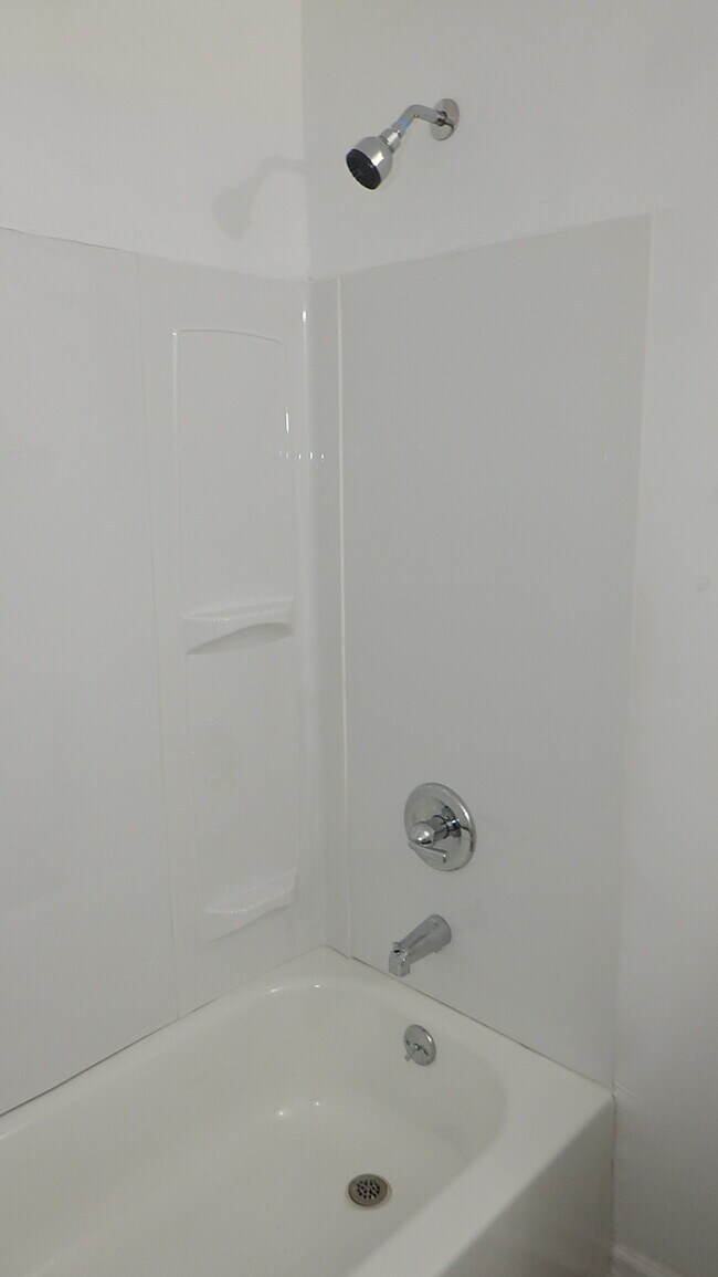 Building Photo - Cozy 1 bedroom and 1 bath Duplex located on Maier Dr in Belton