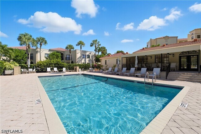 Building Photo - 7040 Pelican Bay Blvd