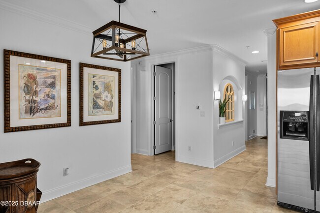 Building Photo - 2450 N Ocean Shore Blvd