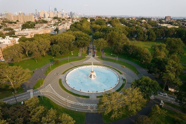 Building Photo - 277 Harrison Ave