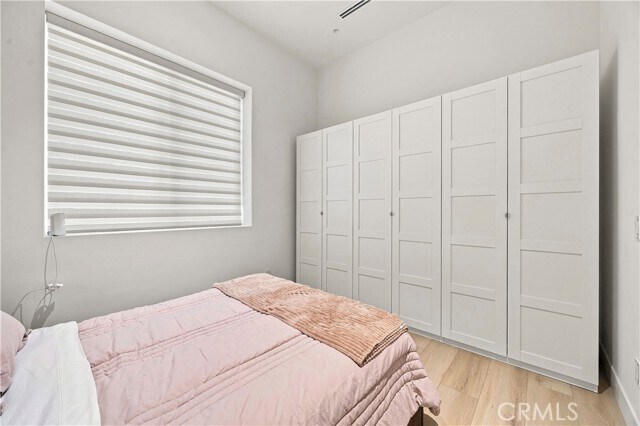 Building Photo - 9500 Amoret Dr