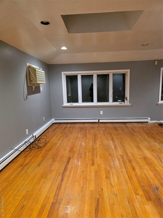 Building Photo - 254-13 Francis Lewis Blvd