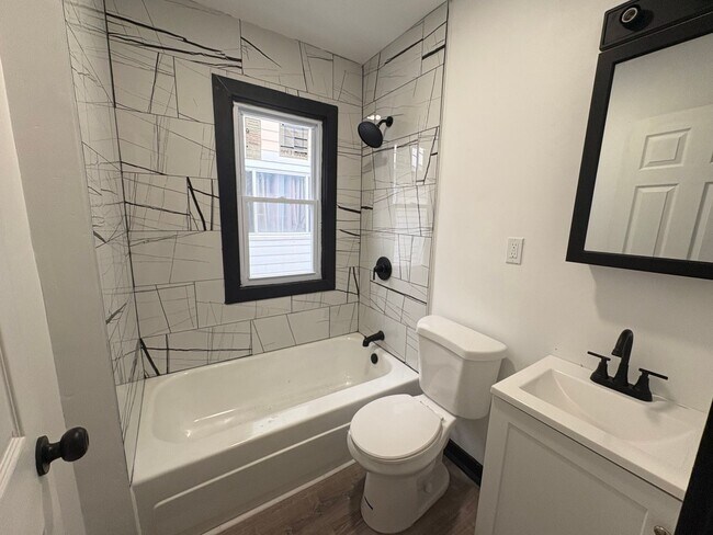 Building Photo - 10410-10412 Adams Ave Cleveland Oh 44108  .SSC