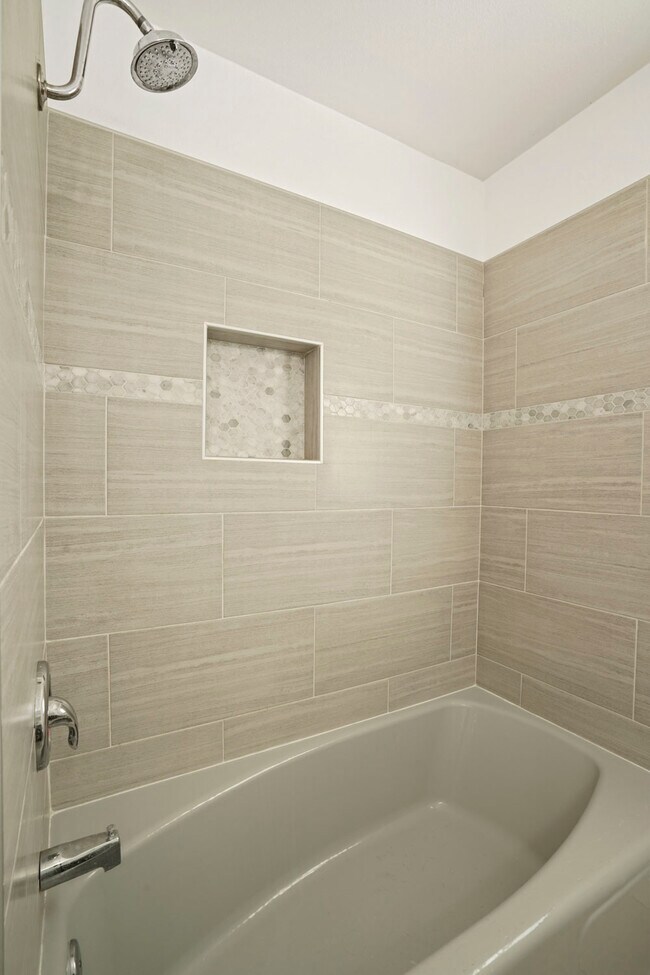 Building Photo - 1407 San Clemente Way