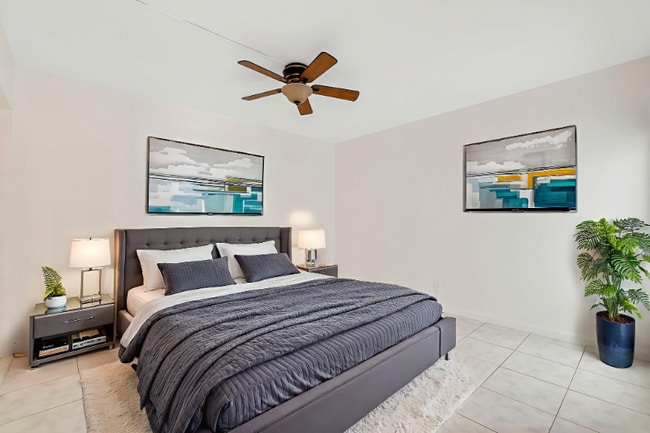 Building Photo - 2970 NE 16th Ave