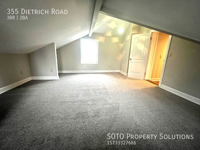 Building Photo - 355 Dietrich Rd