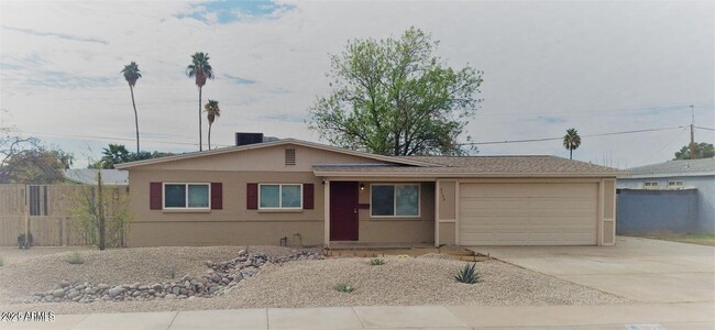 Primary Photo - 3129 W Acapulco Ln