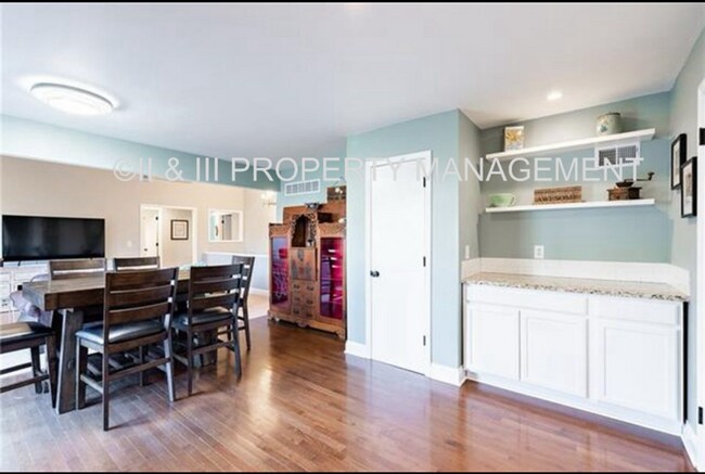 Building Photo - 7730 Darnell St