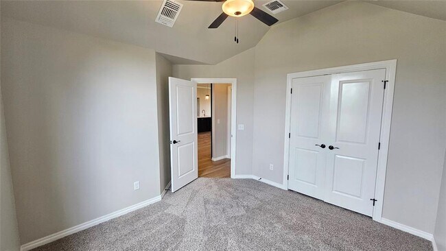 Building Photo - 10401 SW 55th St