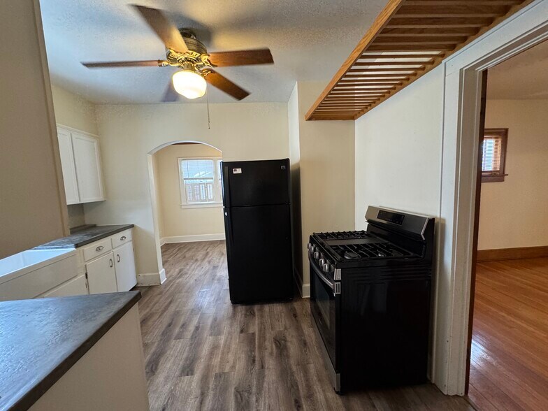 Building Photo - 1442 Plain Ave NE