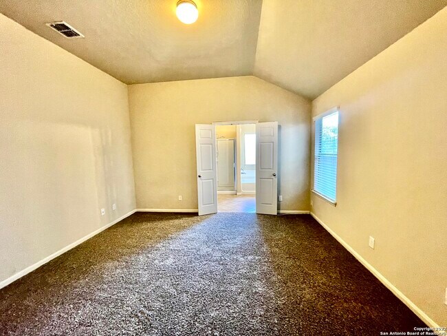 Building Photo - 2034 Gray Fox Creek