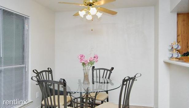 Building Photo - 10401 N Lamar Blvd