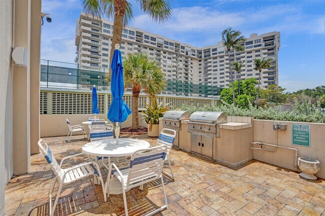 Building Photo - 5200 N Ocean Blvd