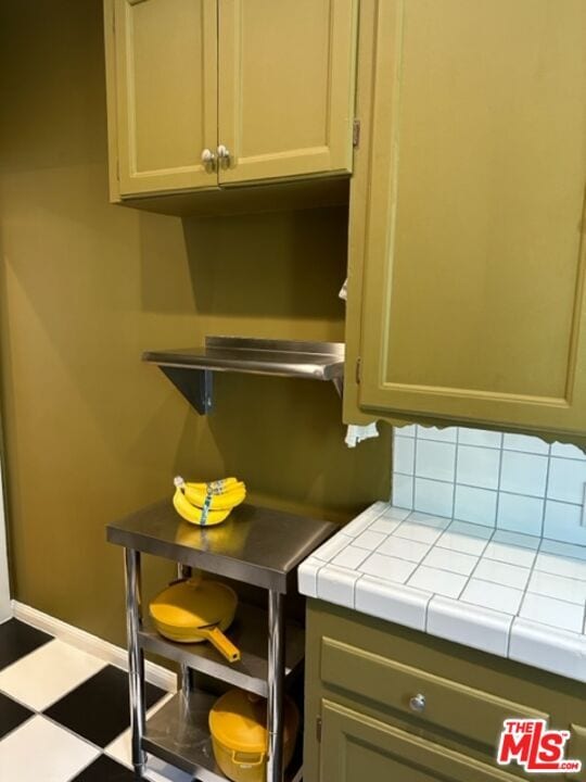 Building Photo - 1207 S Ogden Dr