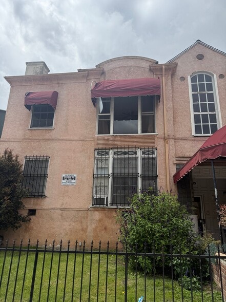Building Photo - 1781 Orchid Ave