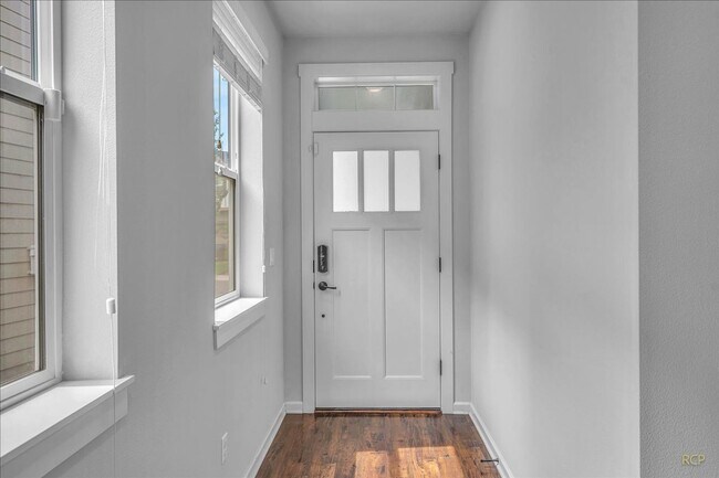 Building Photo - Impressive North Plains Home Backing to Protected Green Space – Move-In Ready!