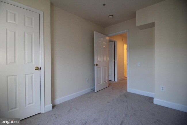 Building Photo - 12918 Ethel Rose Way