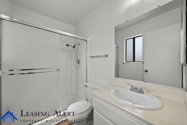 Building Photo - 27614 Nugget Dr