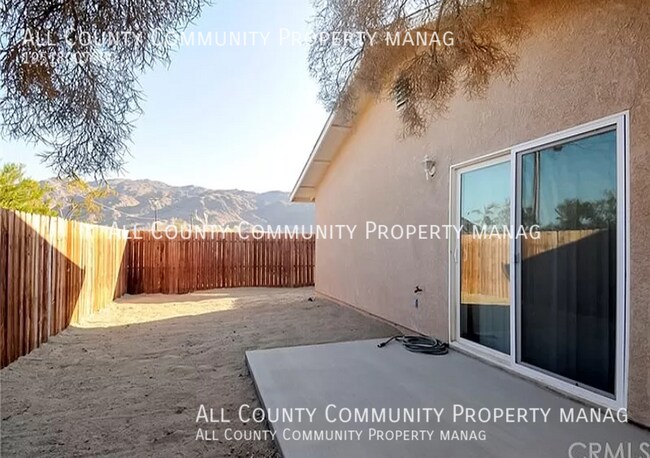 Building Photo - 6589 Mission Ave