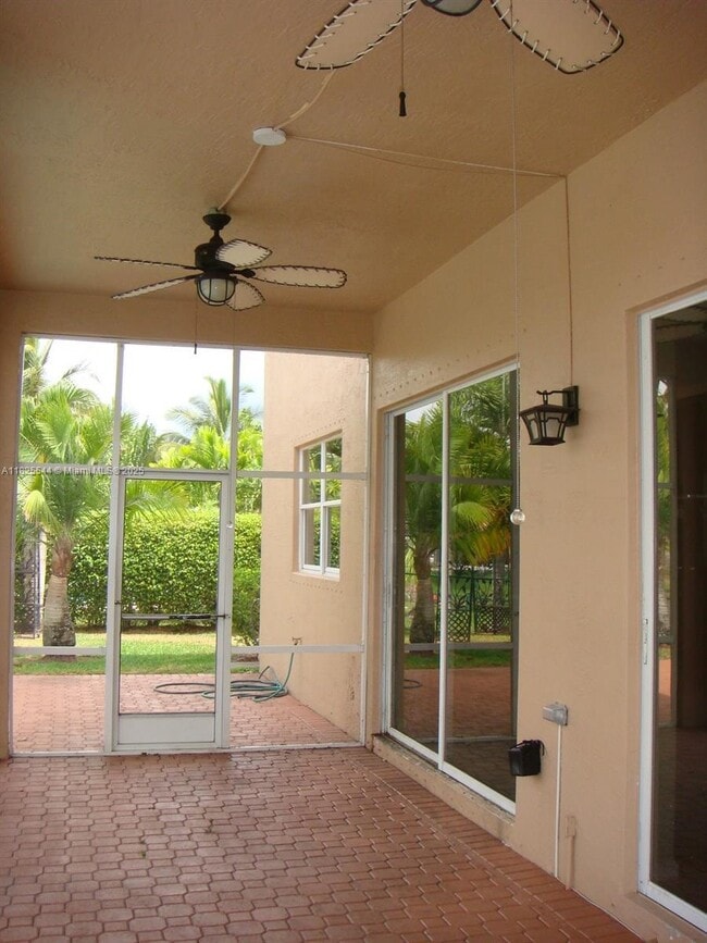 Building Photo - 122 SW 164th Terrace