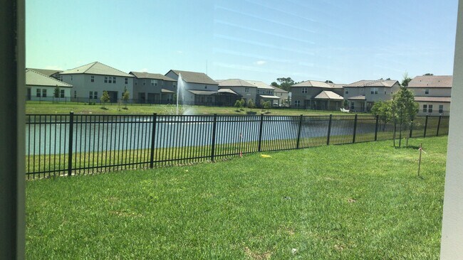 Building Photo - 5 Bed!! Windermere!! Large game room!!
