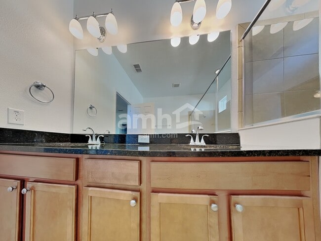 Building Photo - 1838 Castleton Dr