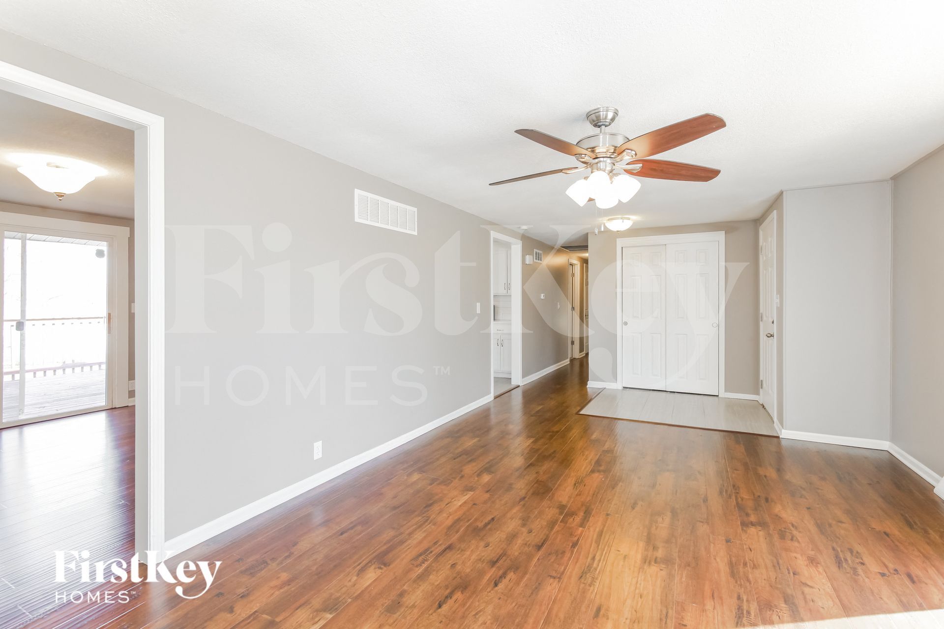 Building Photo - 703 Hamblen Rd