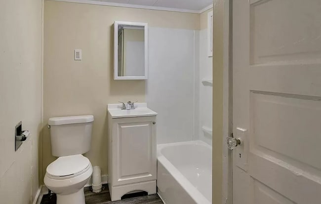 Building Photo - 6808 N 30th St