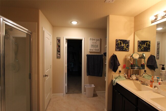 Building Photo - 17614 Glade Landing Ln