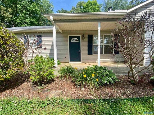 Building Photo - 225 Old Country Ct