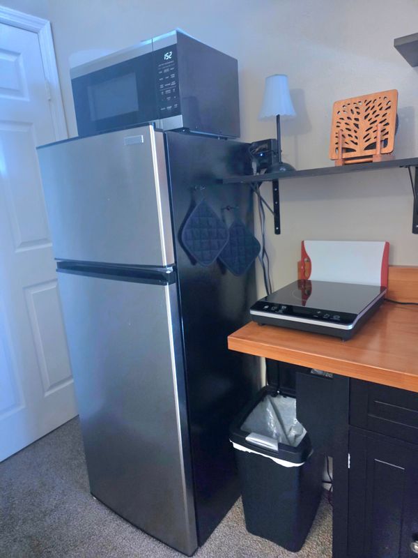 Building Photo - 8520 US HWY 1, D5