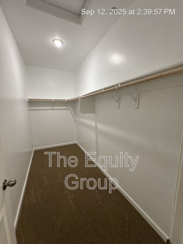 Building Photo - 3624 S County Center Dr