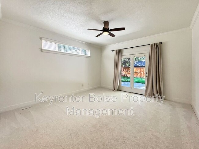 Building Photo - 1235 N Forestdale Pl